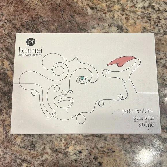 Gua Sha & Jade Roller Set - Picture 1 of 2